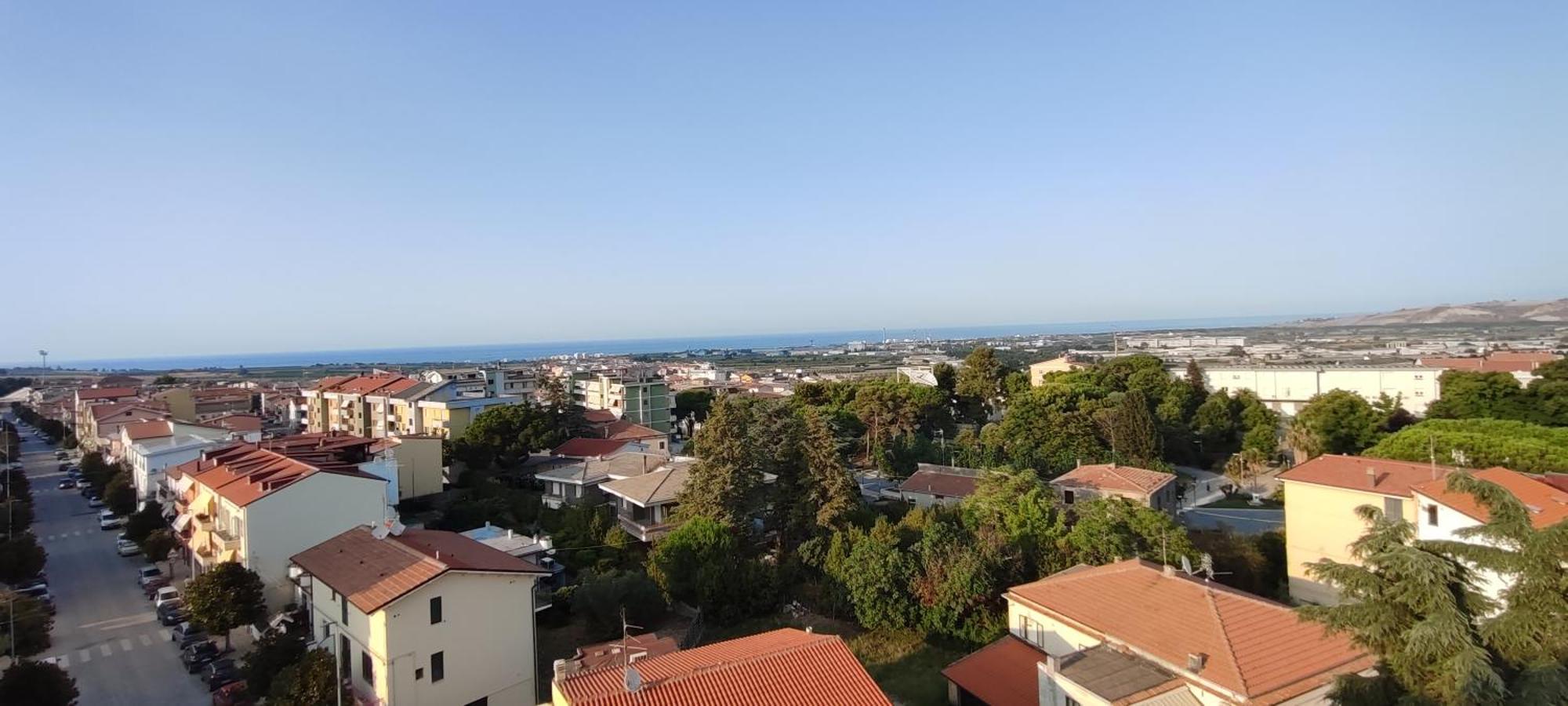 Appartamento Attico Le Rose San Salvo Esterno foto