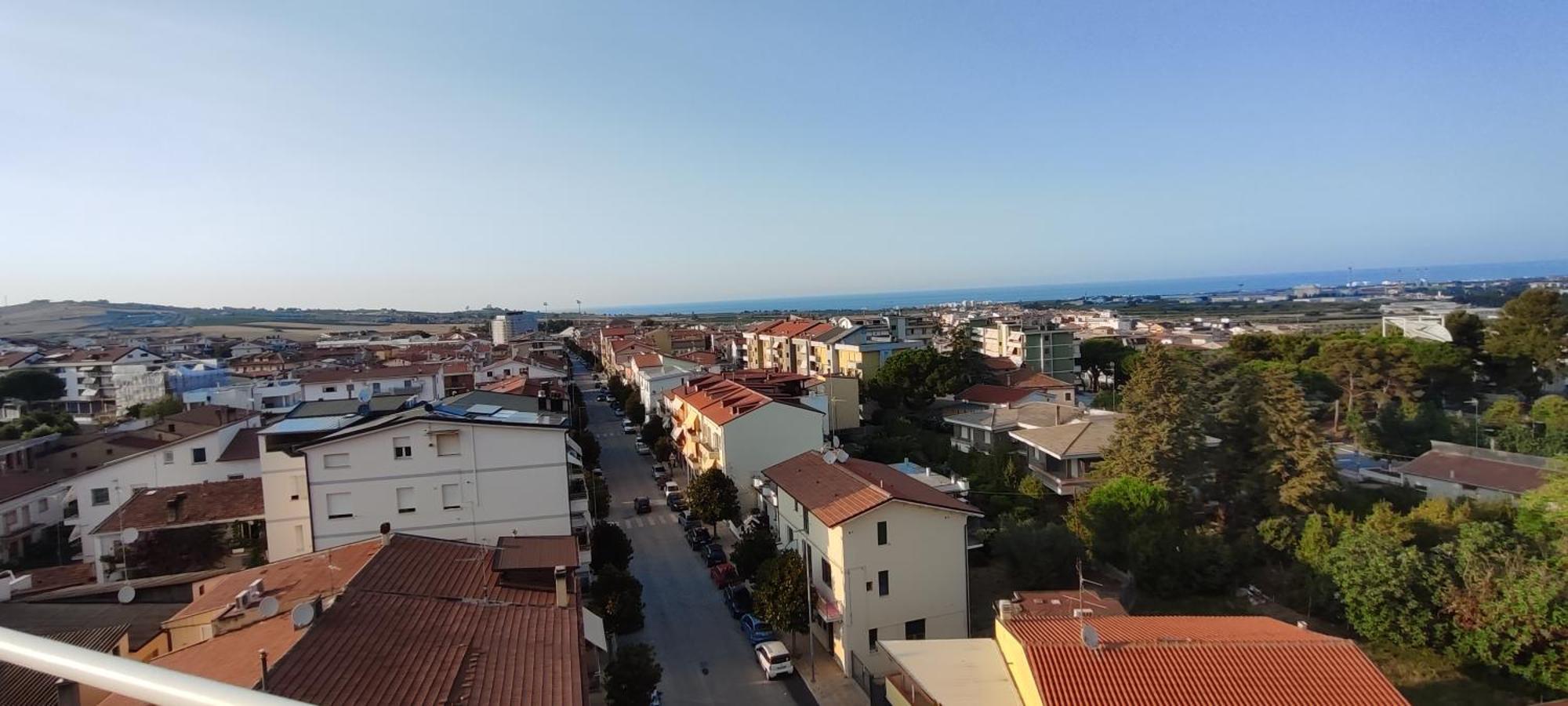 Appartamento Attico Le Rose San Salvo Esterno foto